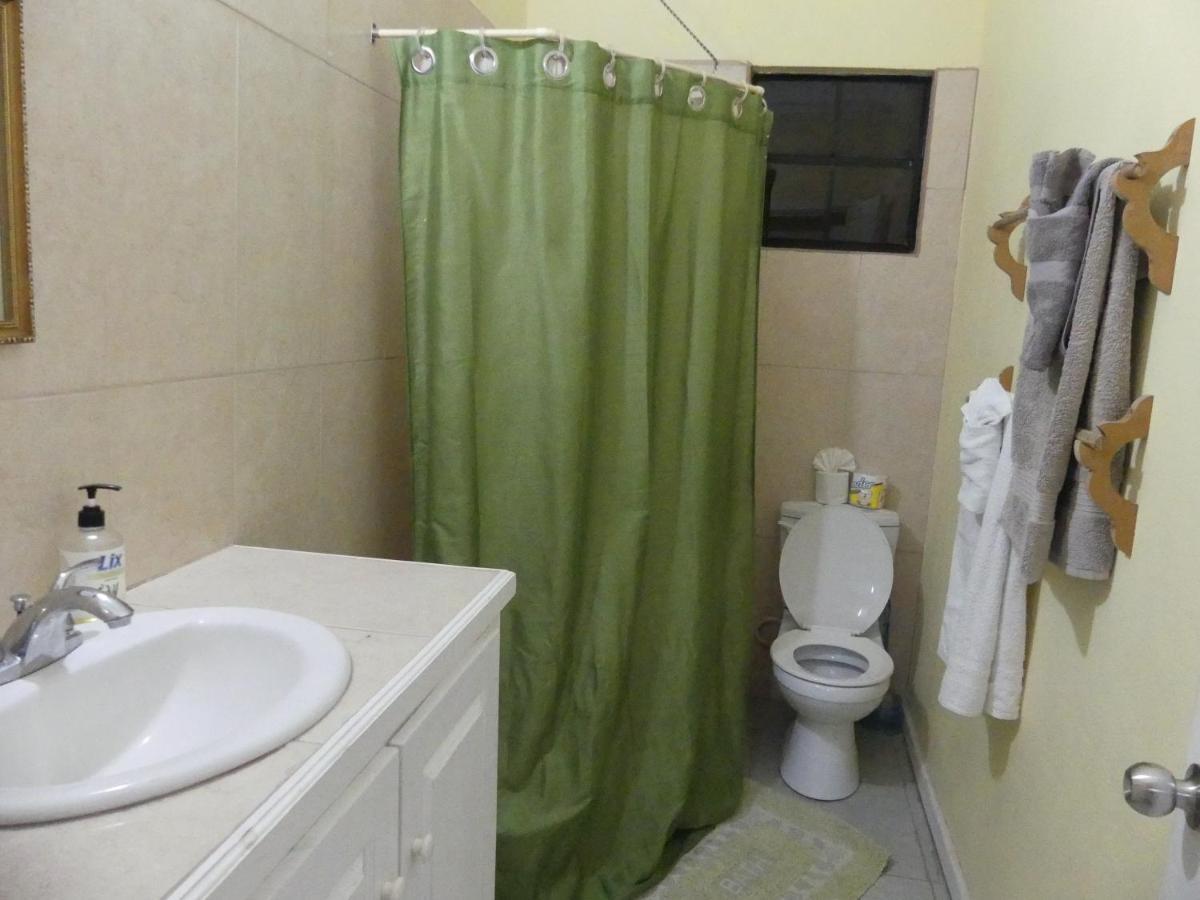 Southern Haven Guesthouse Laborie Zewnętrze zdjęcie