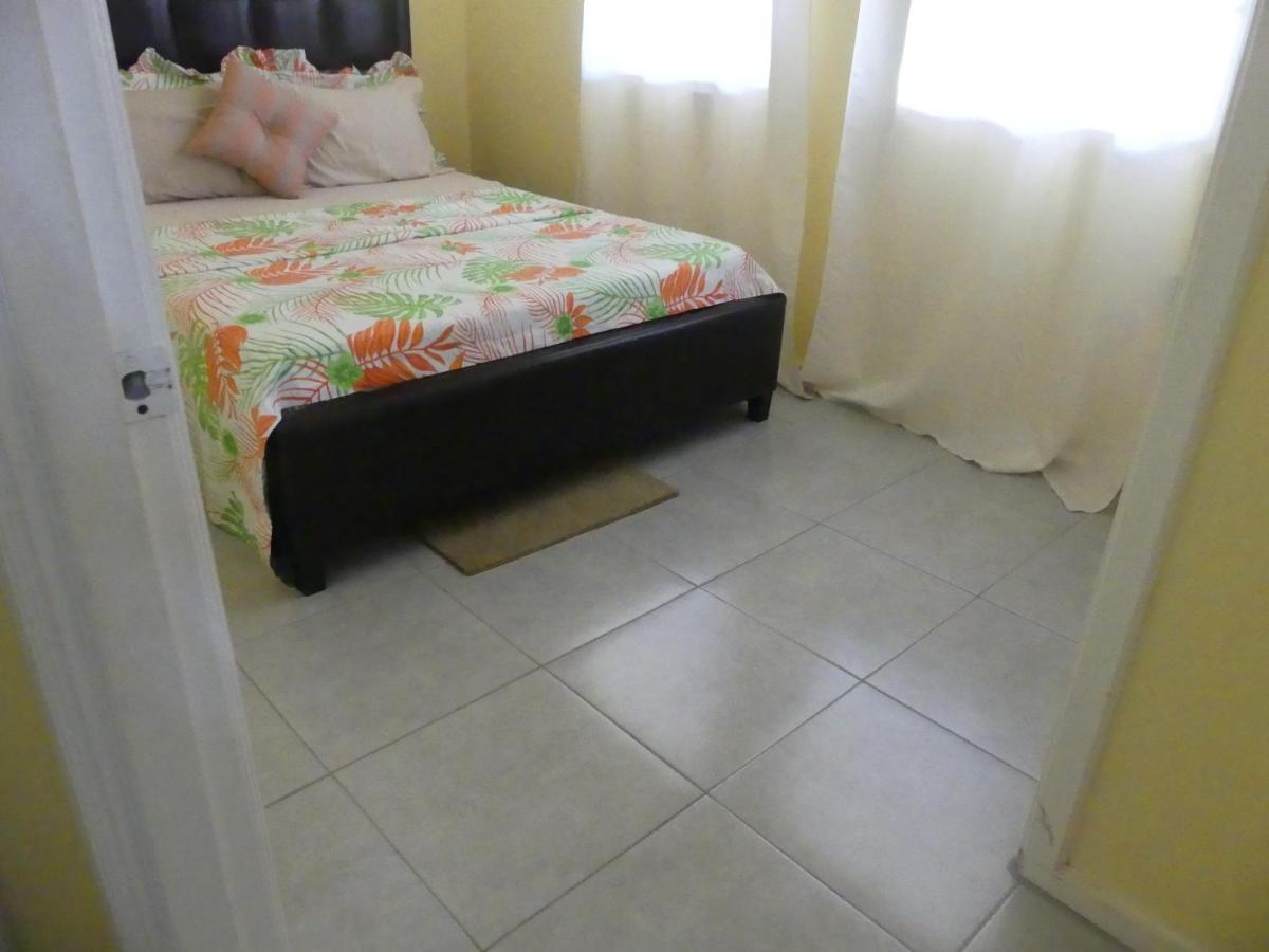 Southern Haven Guesthouse Laborie Zewnętrze zdjęcie